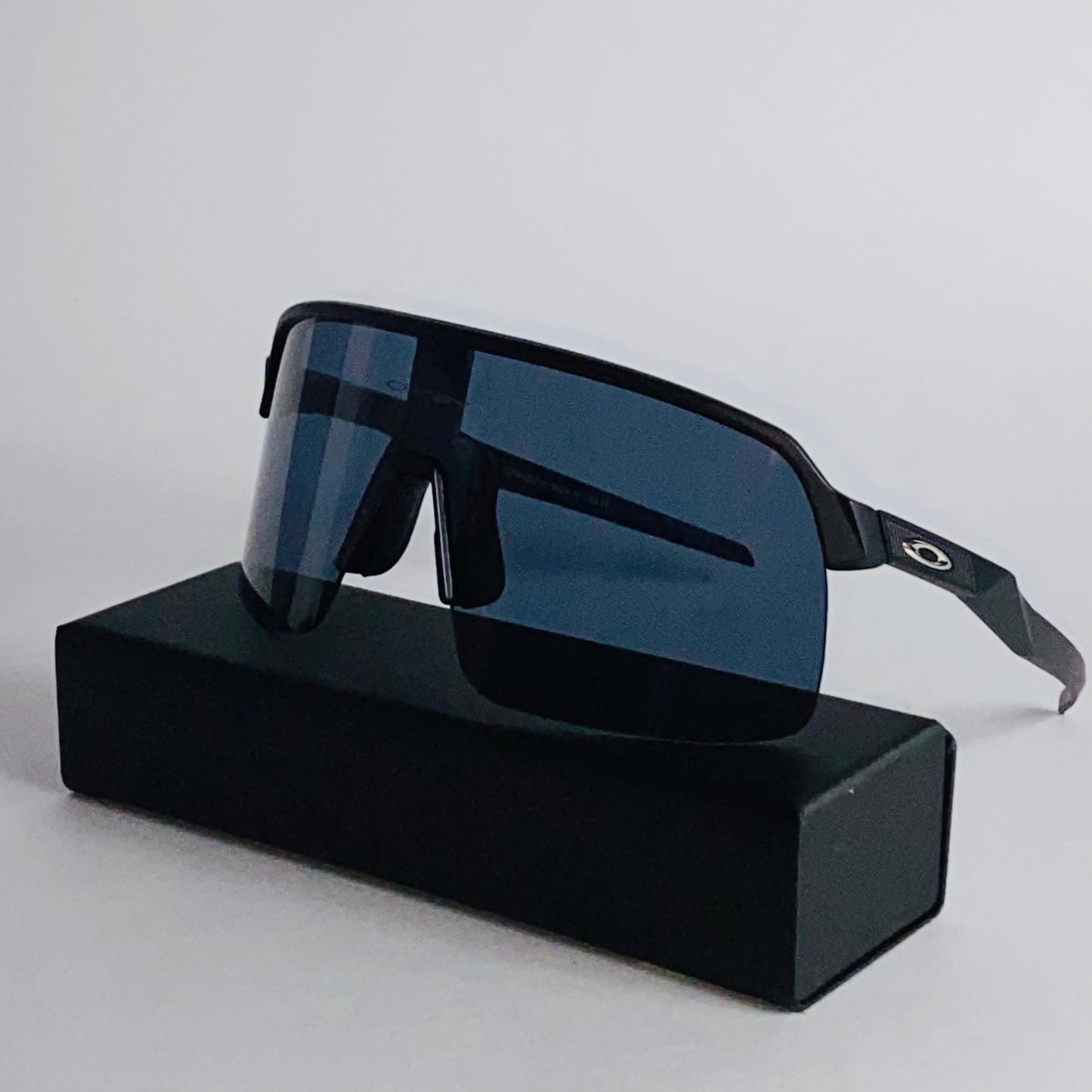 GAFAS OAKLEY SUTRO