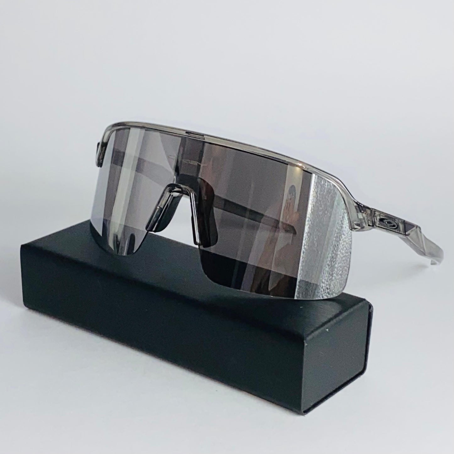 GAFAS OAKLEY SUTRO