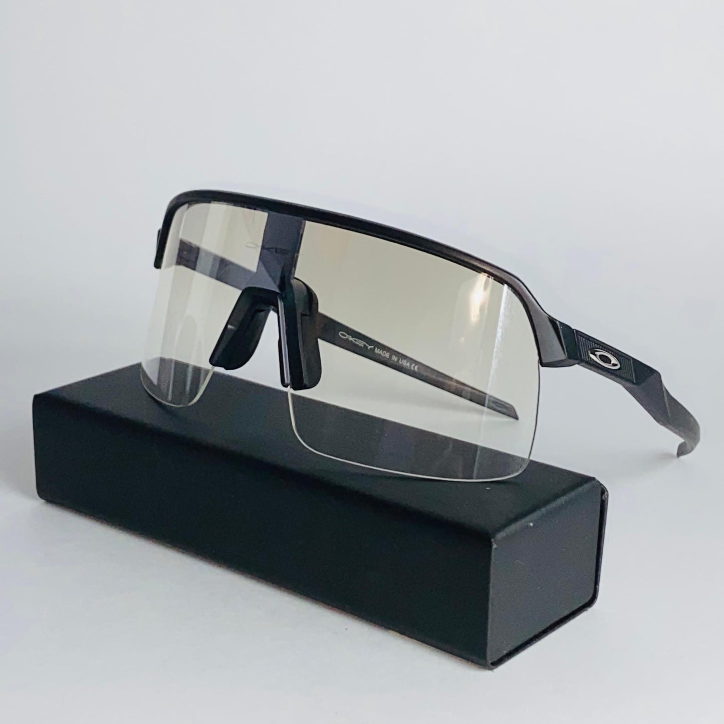 GAFAS OAKLEY SUTRO